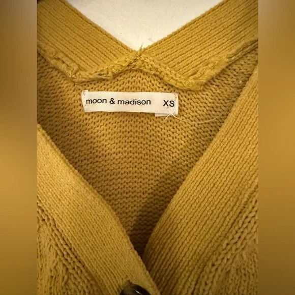 Moon&Madison| mustard cardigan NWOT - Picture 2 of 3